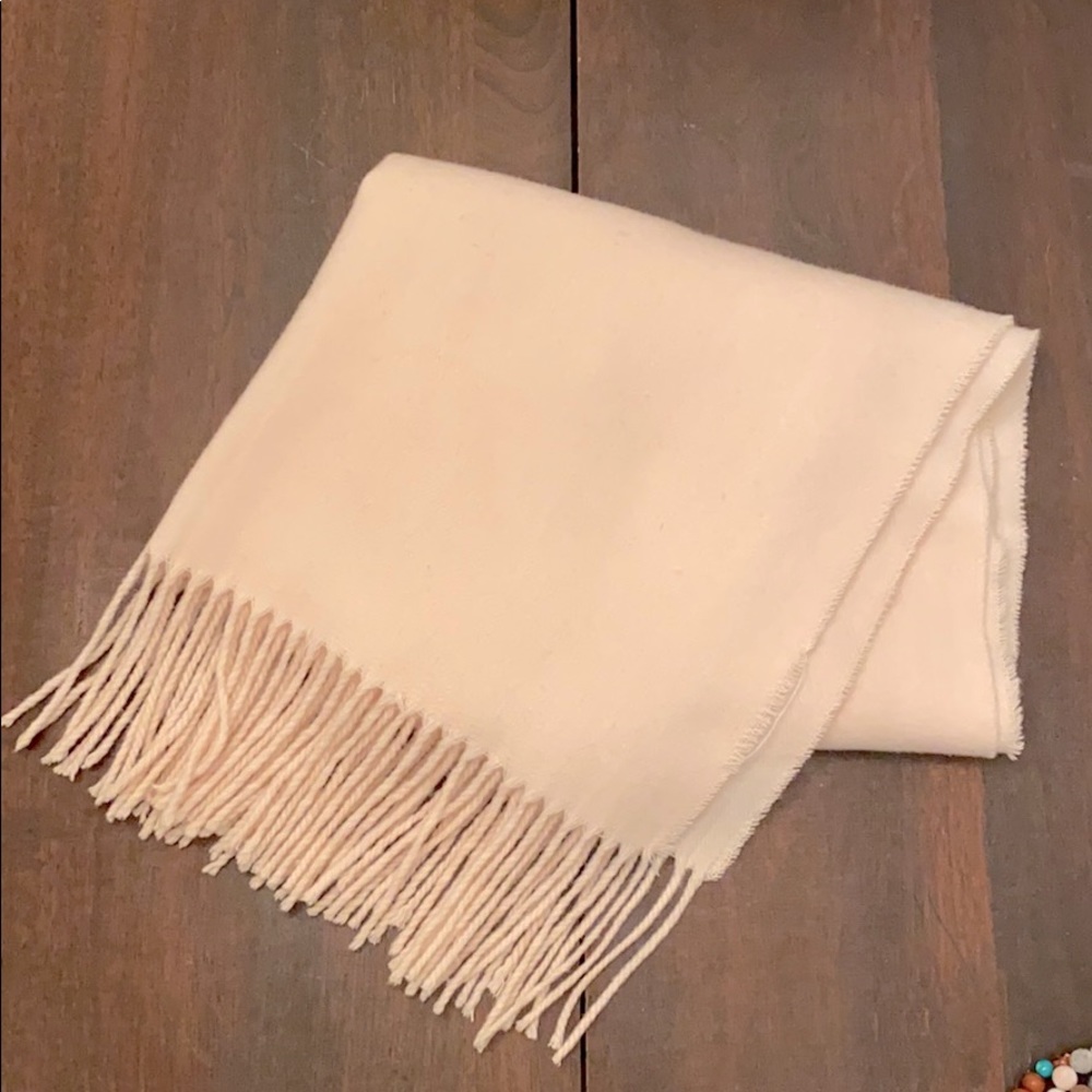Super soft scarf